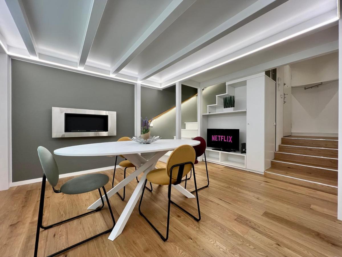 Central Luxe Haven Apartment Милано Екстериор снимка