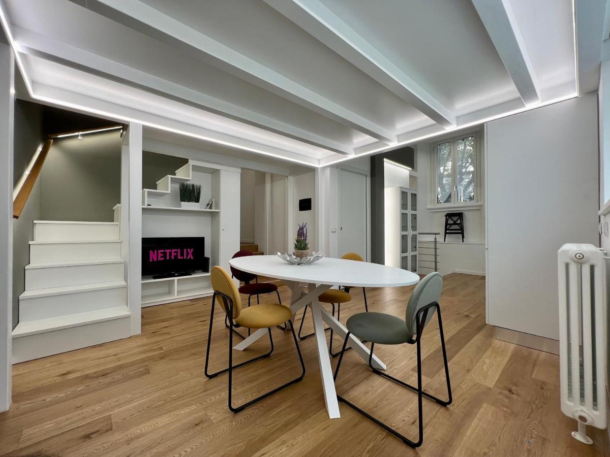 Central Luxe Haven Apartment Милано Екстериор снимка